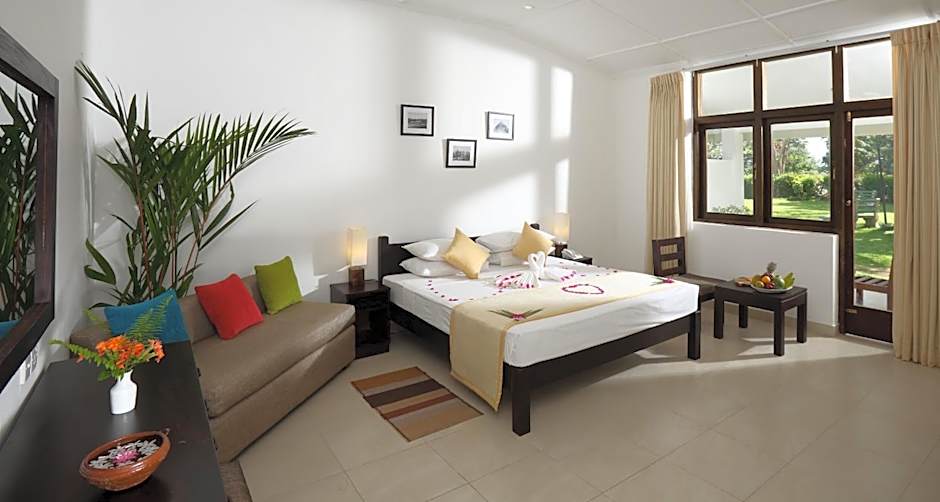 The Lakeside at Nuwarawewa