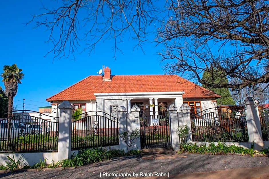 Oregon Place Guest House