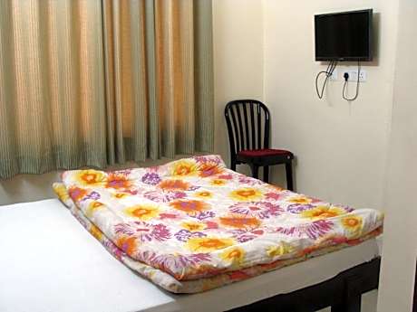 Deluxe Room Non A/C
