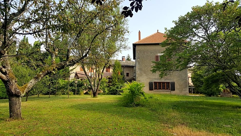 B&B Des Histoires d'Anges - Côté Jardin - Accueil Vélo