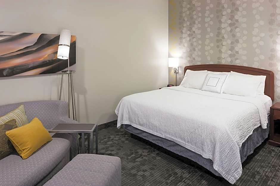 Courtyard by Marriott Wichita East