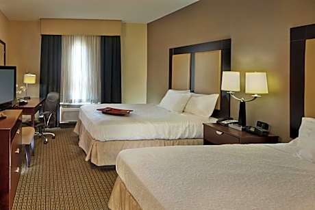 Room with Two Queen Beds - Non-Smoking