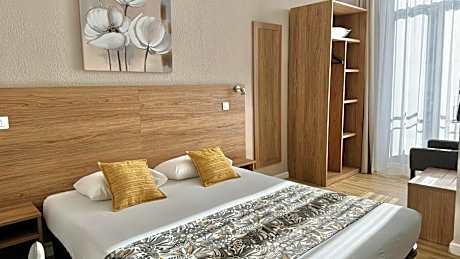 Classic Double Room