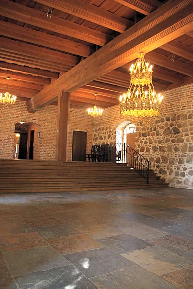 Klasztor Cedynia Hotel