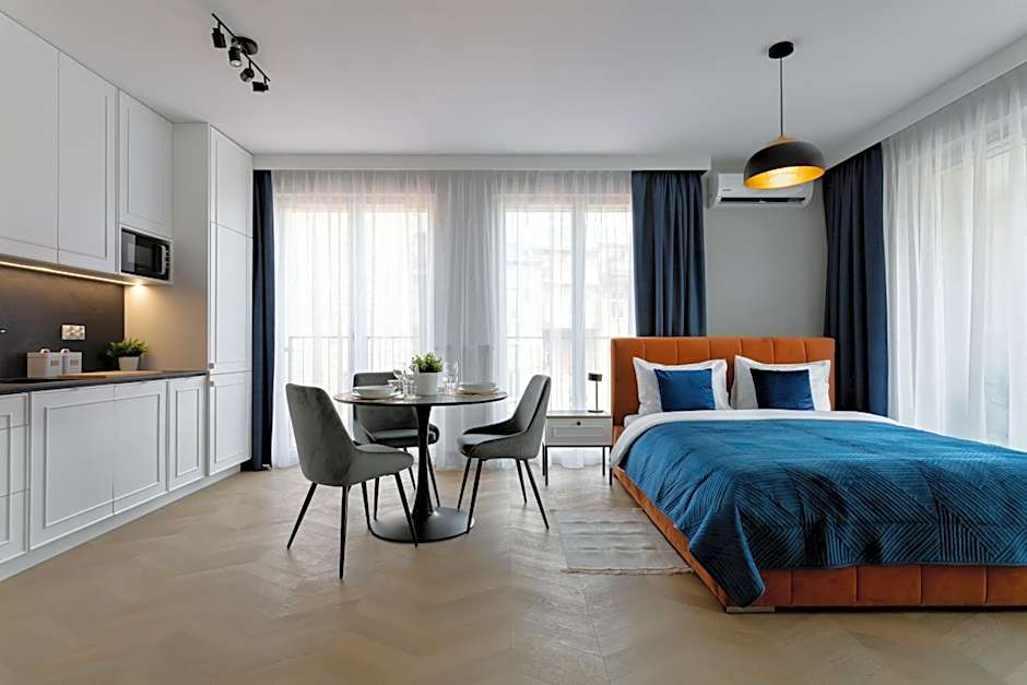 Metropolis Old Town Apartments