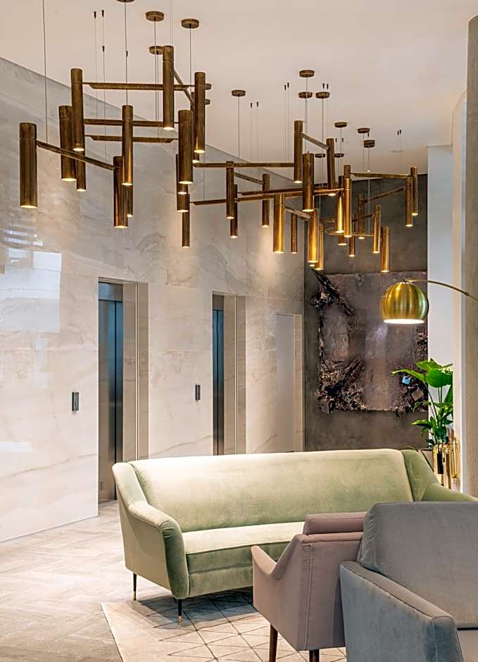 The Gate London City