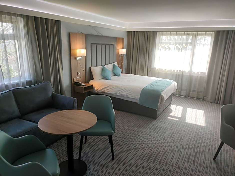 Best Western Premier Heronston Hotel & Spa