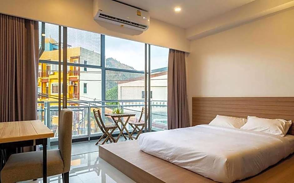 Kata Beach Poshtel Phuket