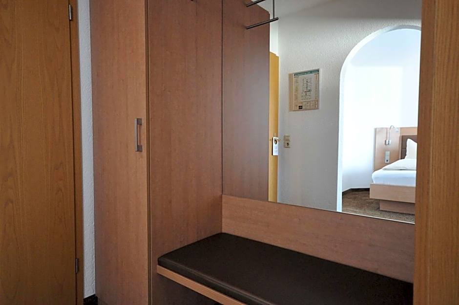 Hotel-Pension-Jasmin