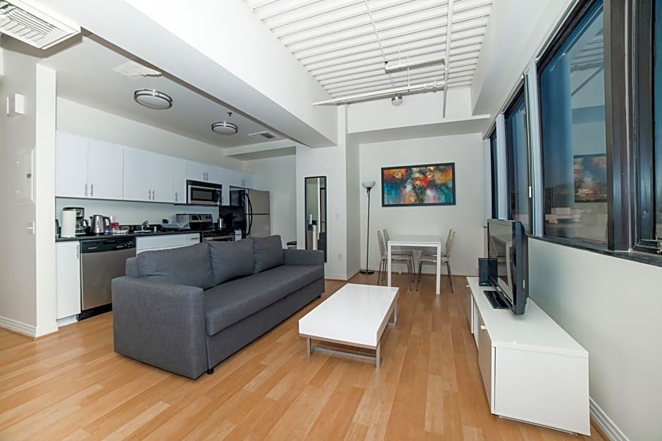 Metropolitan Apartel
