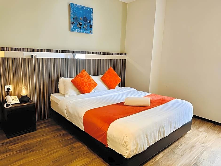 KINO HOTEL