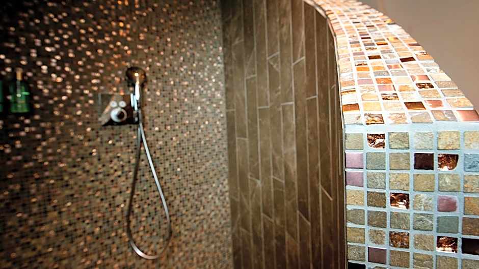 Harbour Suites Boutique Hotel