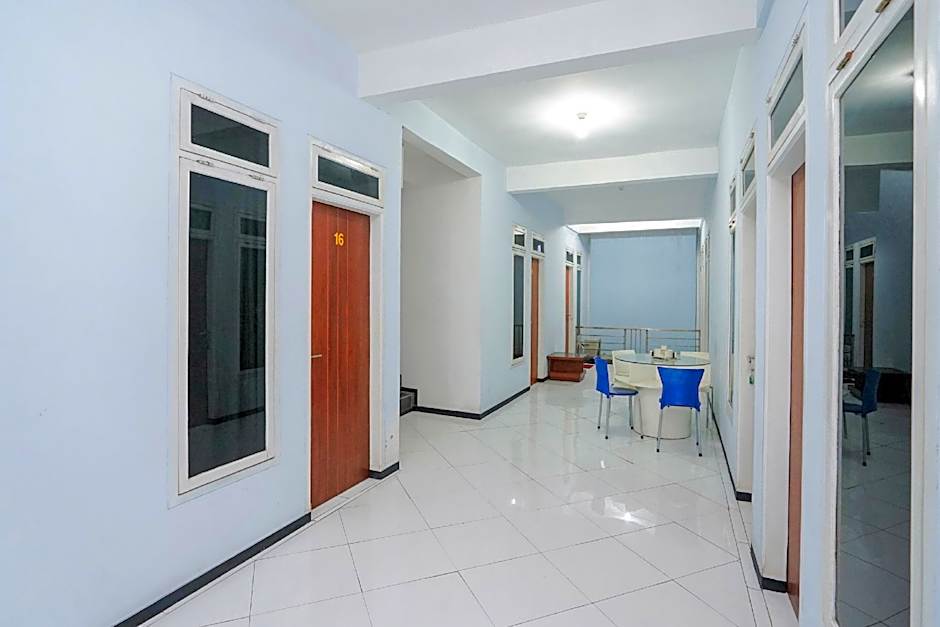 OYO 661 GALAXY HOMESTAY