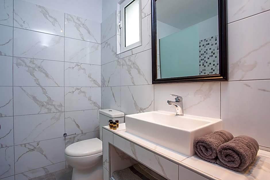 CasaStavris - Aparts & Pool Suites