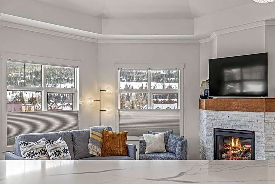 Mountain Vista Escape Downtown