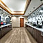 La Quinta Inn & Suites by Wyndham Midwest City - Tinker AFB