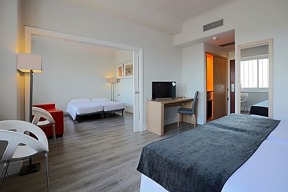 Hotel Chamartin The One