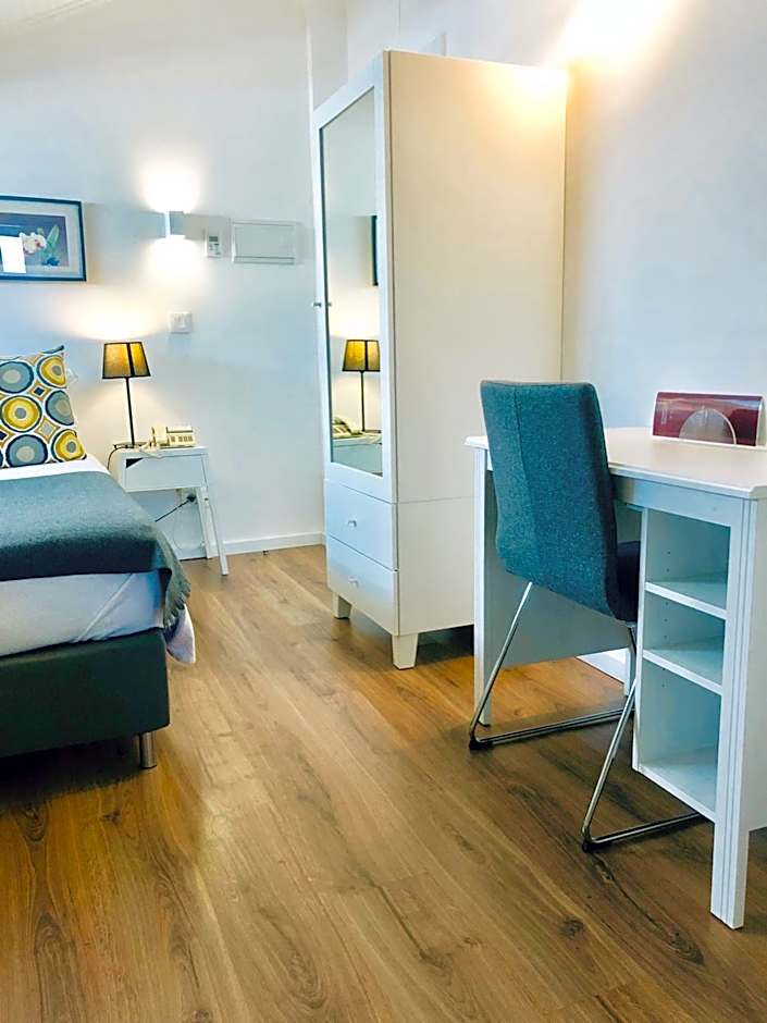 Photo 1 of 5 of Double Room