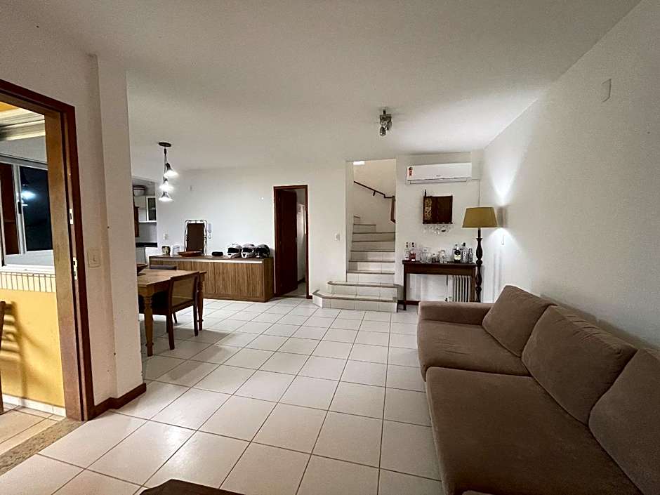 Belíssima Casa a 300m da Praia da Cachoeira