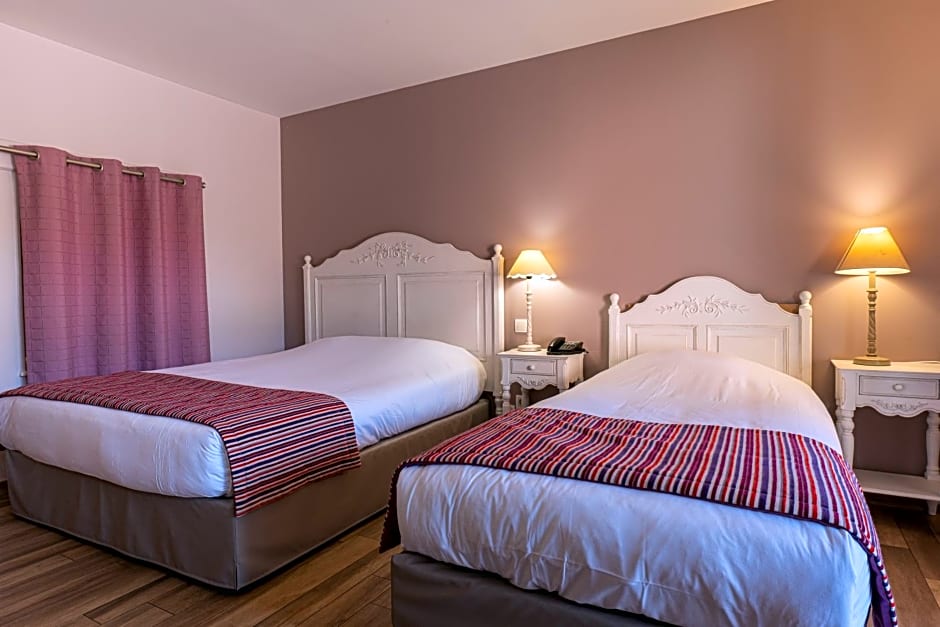 Hotel Village Motel
