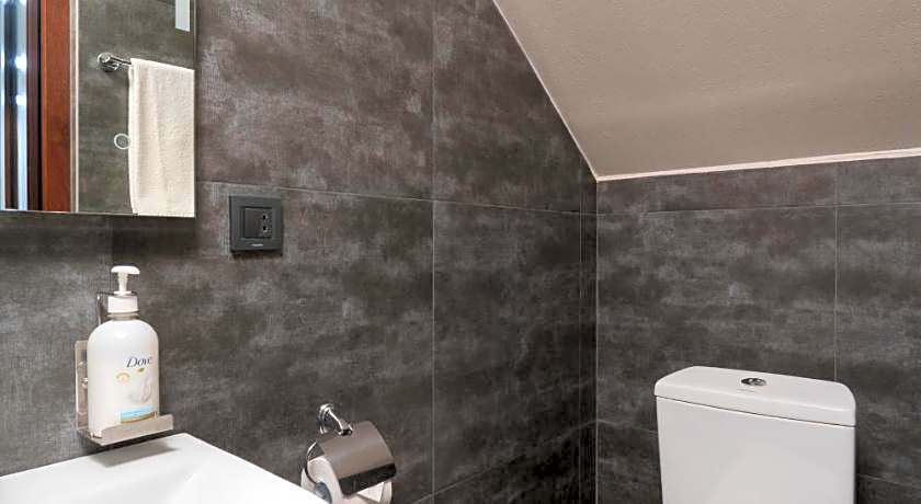 Elysium Gallery Hotel