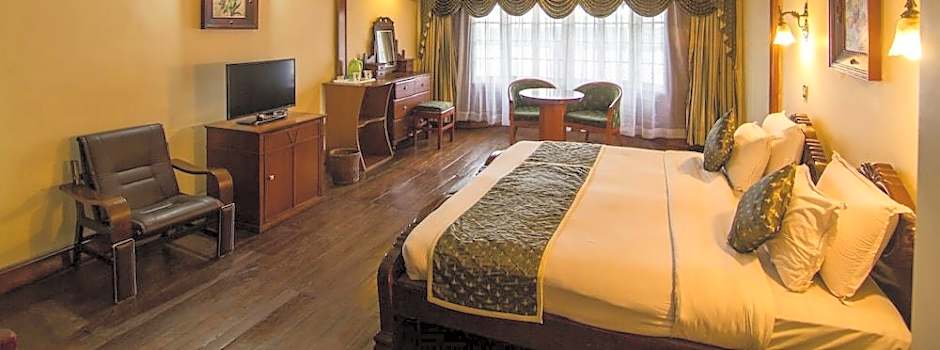 Hotel Seven Seventeen