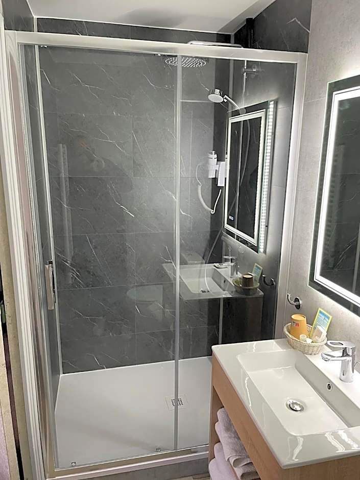 Hotel De Clisson Saint Brieuc