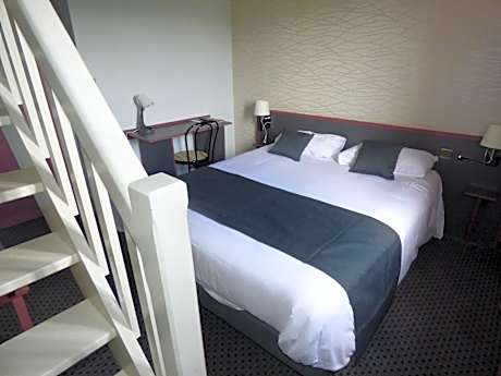 Duplex Quadruple Room