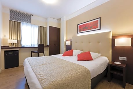 COMFORT ROOM