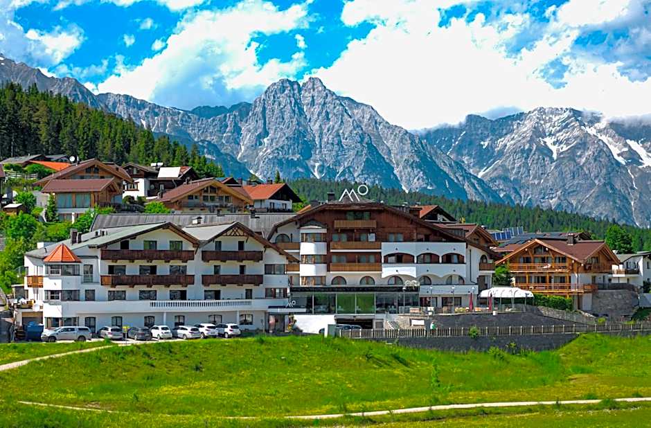 Mountains Hotel