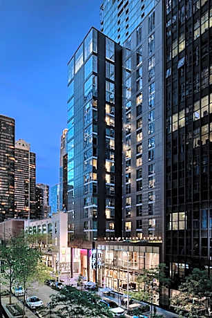 Aloft Chicago Mag Mile