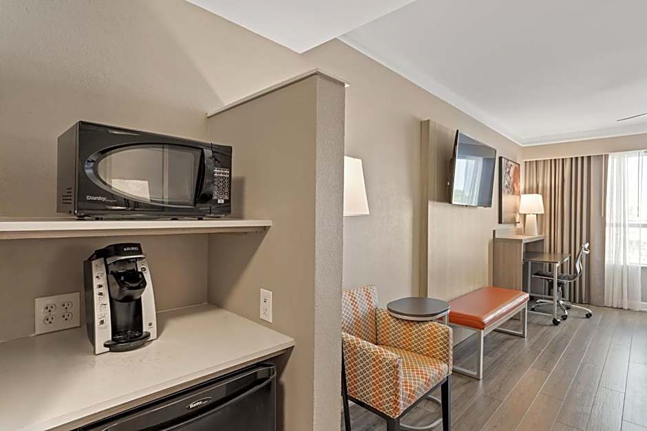Holiday Inn Baton Rouge College Drive I-10 By IHG