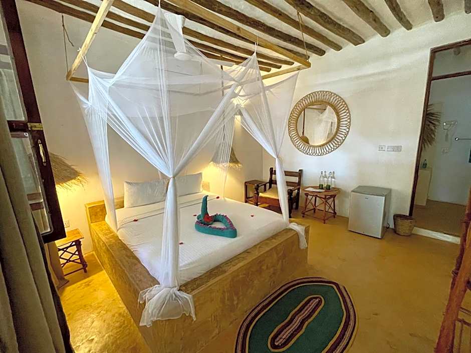 HEBE Bungalows Lodge