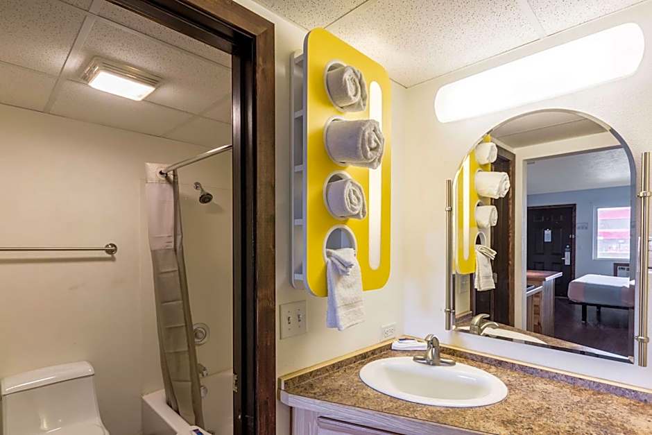 Motel 6-Missoula, MT - University