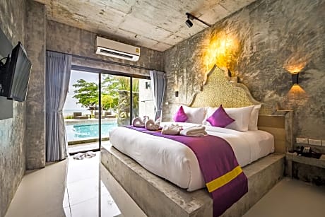 Deluxe Sea View Pool Access