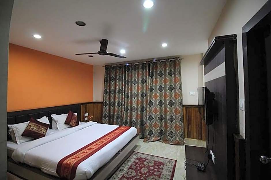 Hotel Golden Star Continental