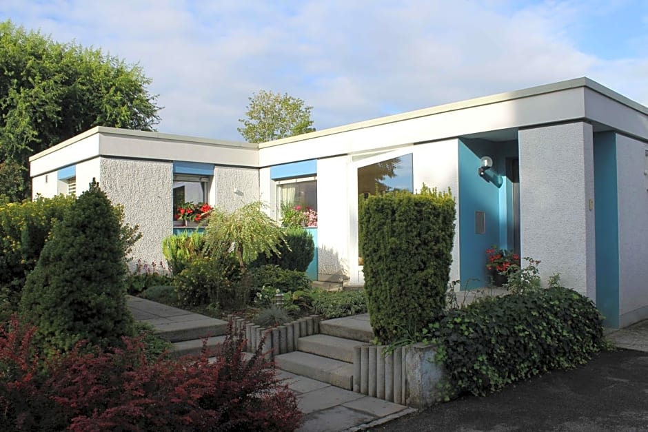 Les Petites Chambres de la Bleue Maison