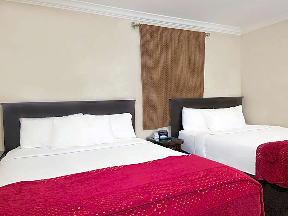 Nite Inn at Universal City