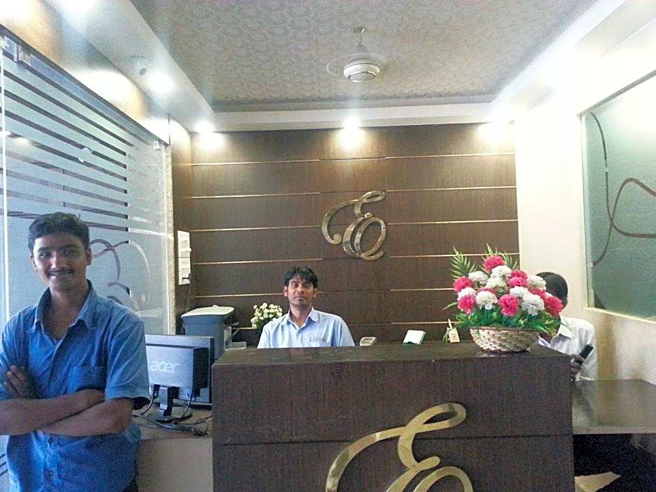 Emerald Manor – Chennai, IL