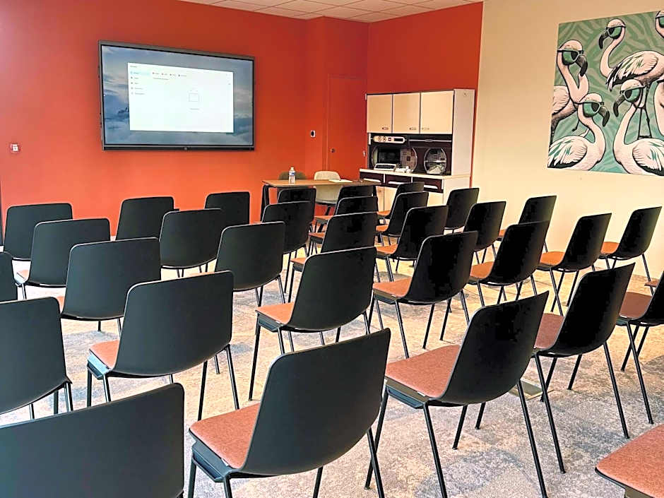 ibis budget Saint Martin de Crau Porte de Camargue