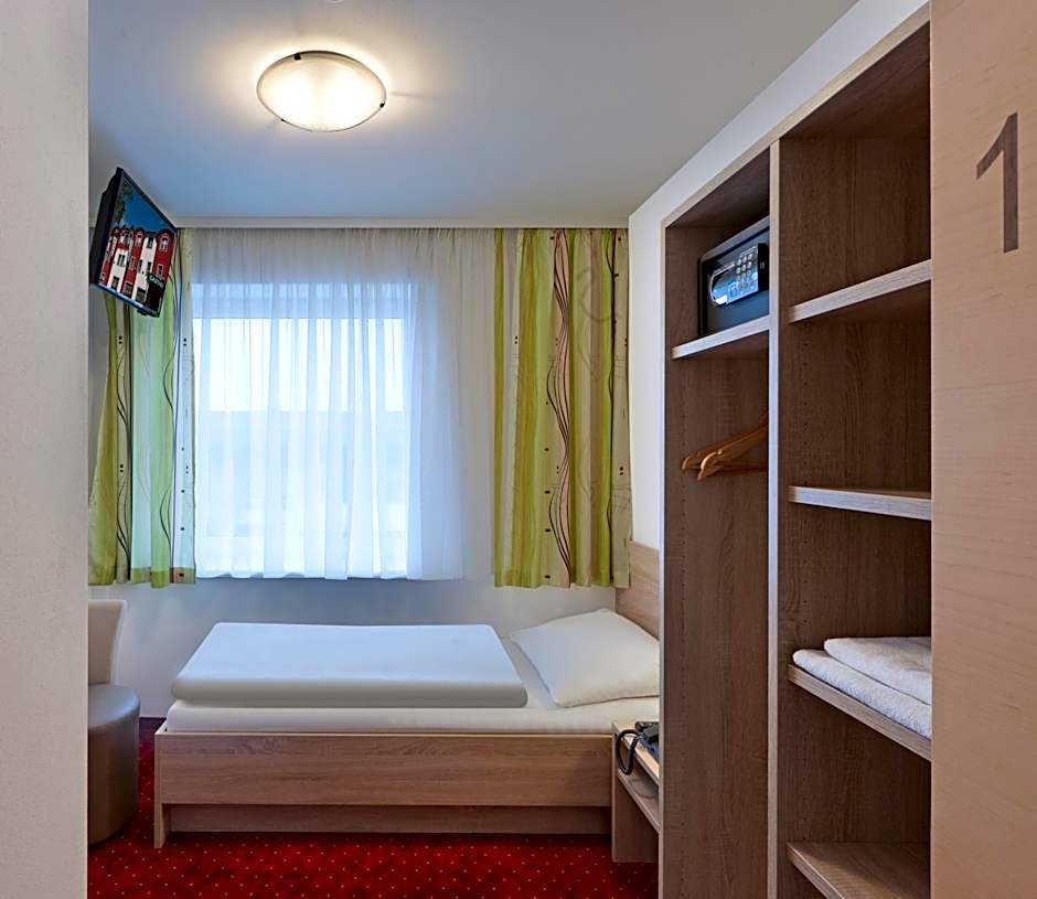 Hotel Restaurant Wallner I contactless check-in