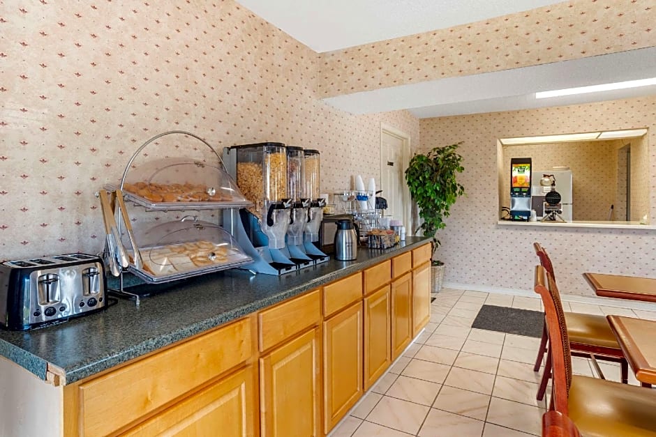 Econo Lodge Pearl - Jackson