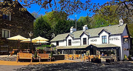 The Queen's Head Hotel
