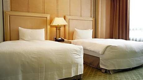 Executive Twin Suite