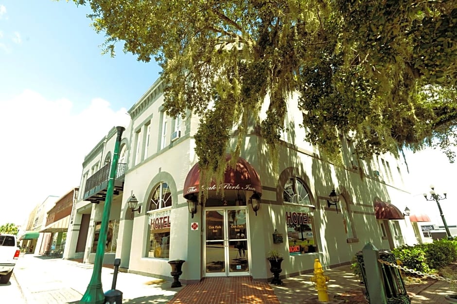 Oak Park Inn