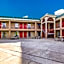 Econo Lodge Inn & Suites I-65