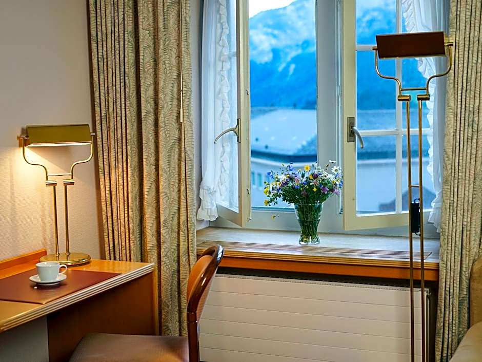 Thermal Hotels & Walliser Alpentherme Leukerbad