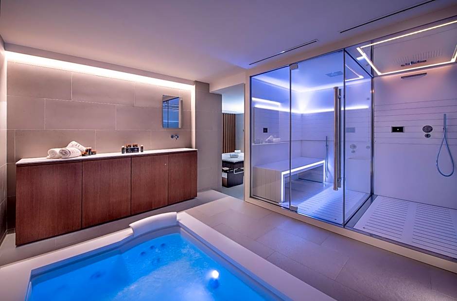 Le Massif Hotel & Lodge Courmayeur - The Leading Hotels of the World