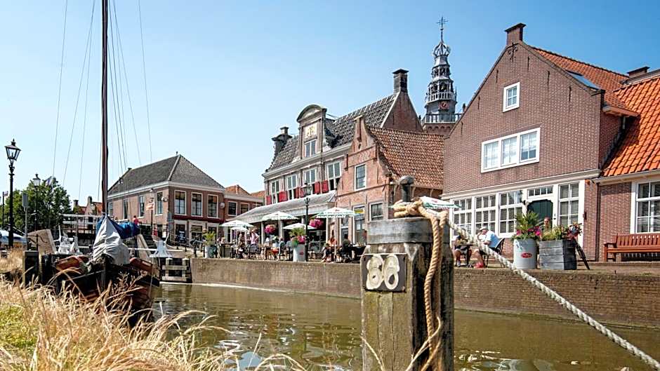 Harbour Suites Boutique Hotel