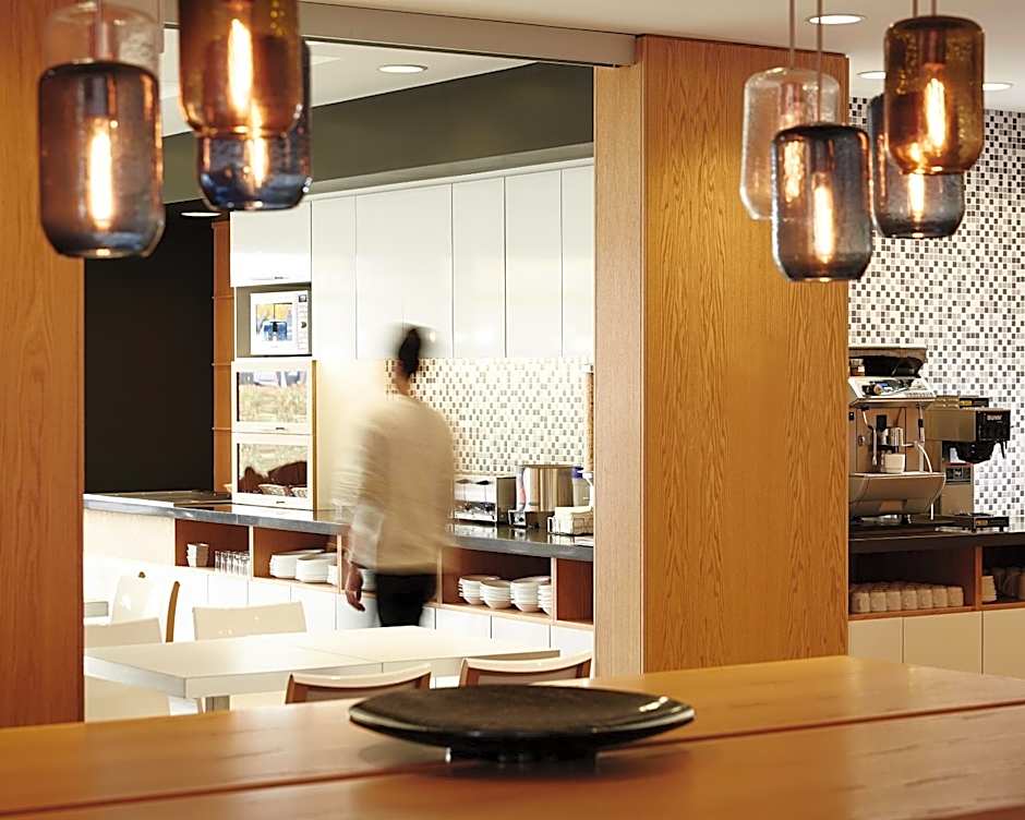 Le Dauphin MontrÃ©al-Longueuil